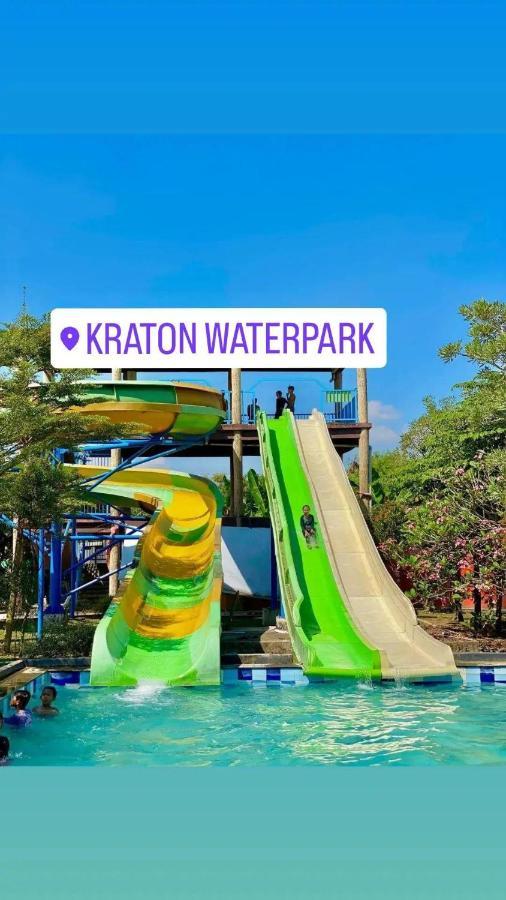 Ndalem Kraton Hotel سيدوارجو المظهر الخارجي الصورة